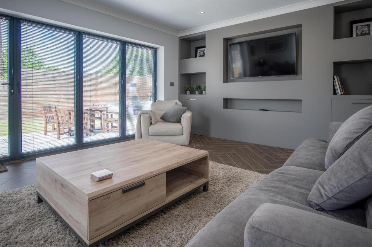 Gower View - 4 Bedroom Luxurious - Holiday home *