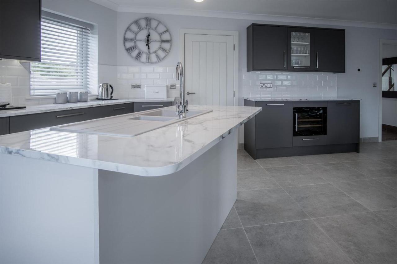 Holiday home Gower View - 4 Bedroom Luxurious - *