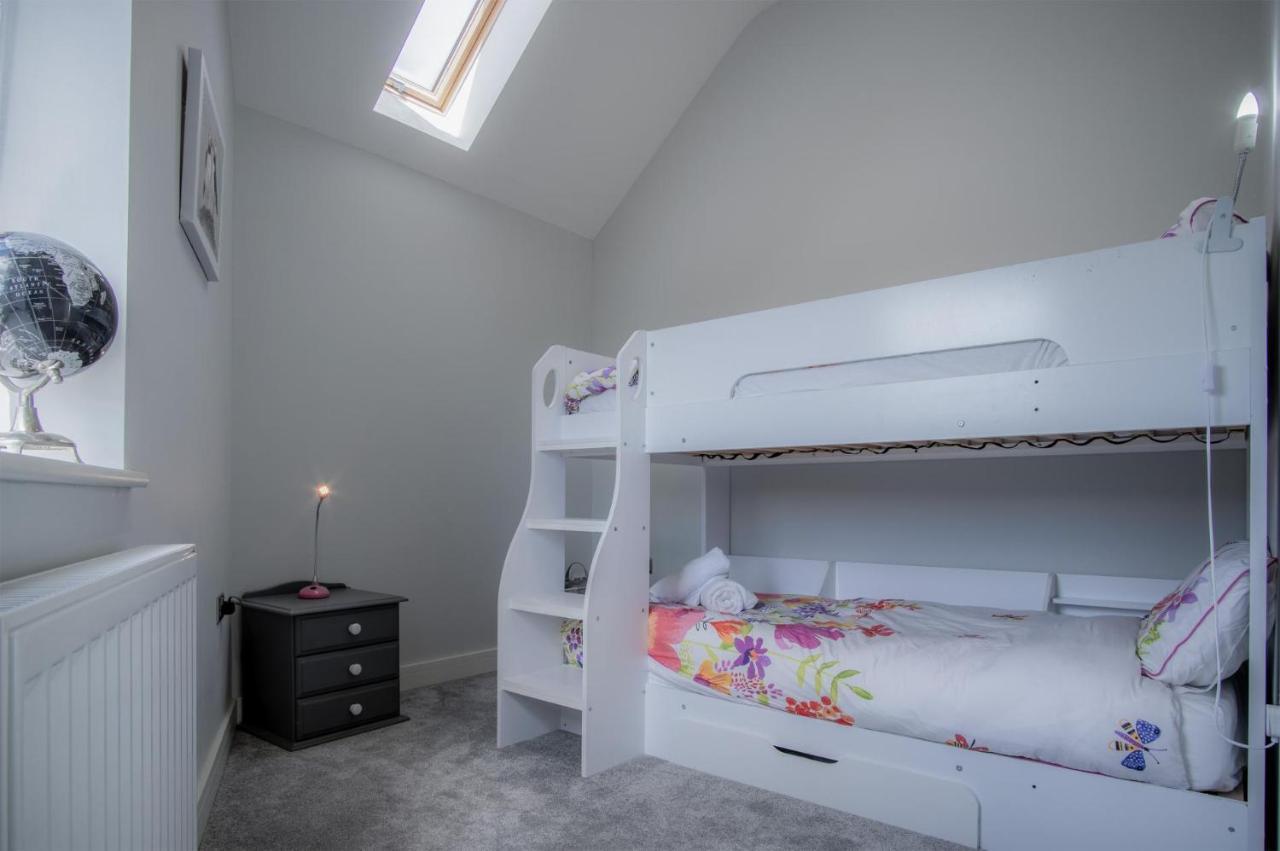 Gower View - 4 Bedroom Luxurious - *