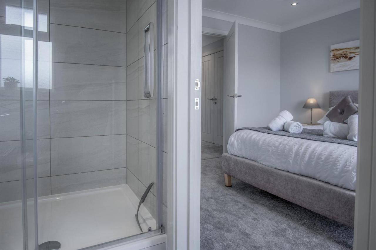 Gower View - 4 Bedroom Luxurious -