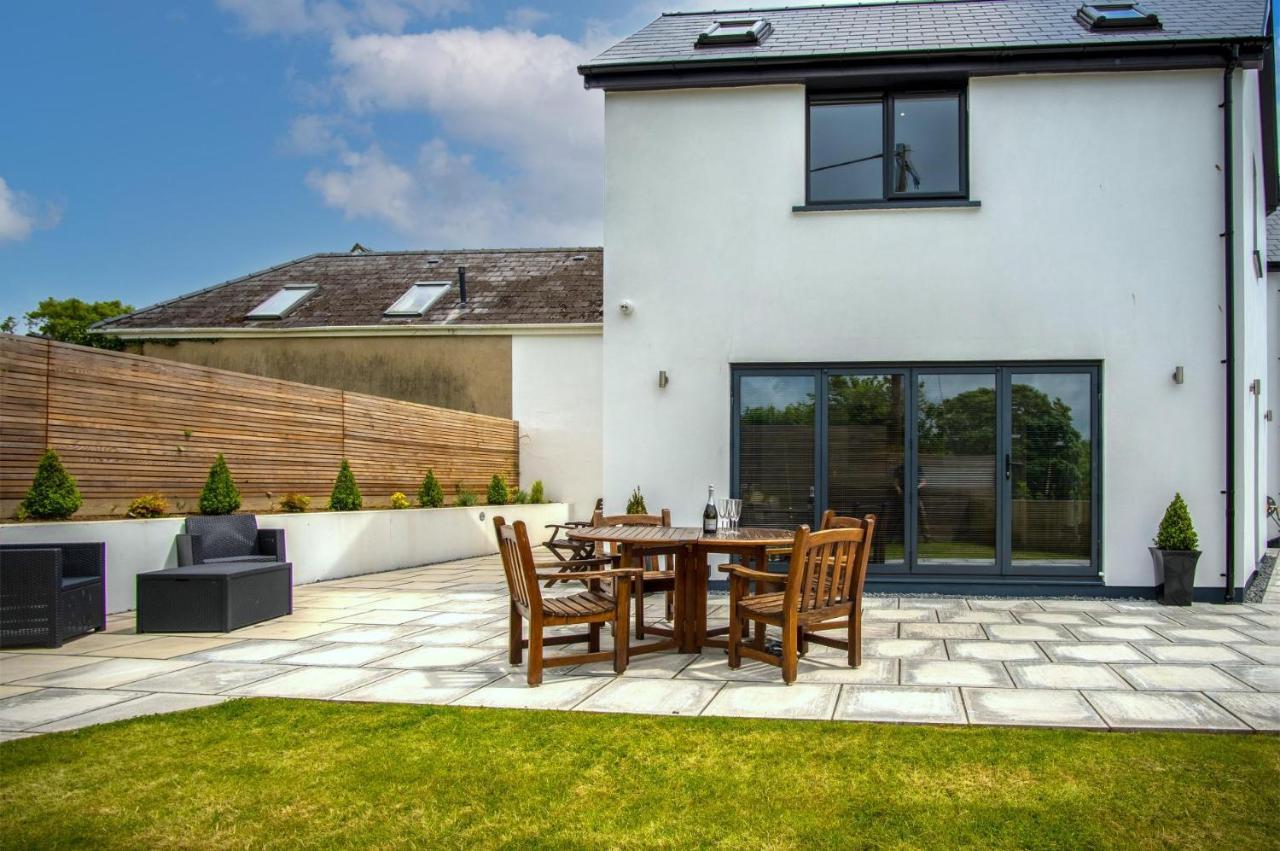Gower View - 4 Bedroom Luxurious - Holiday home *